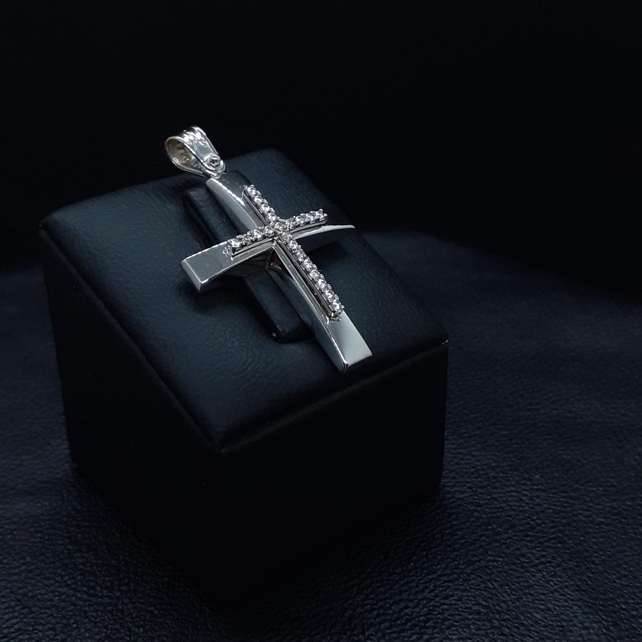 Σταυρός λευκόχρυσος Κ9 ζιργκόν